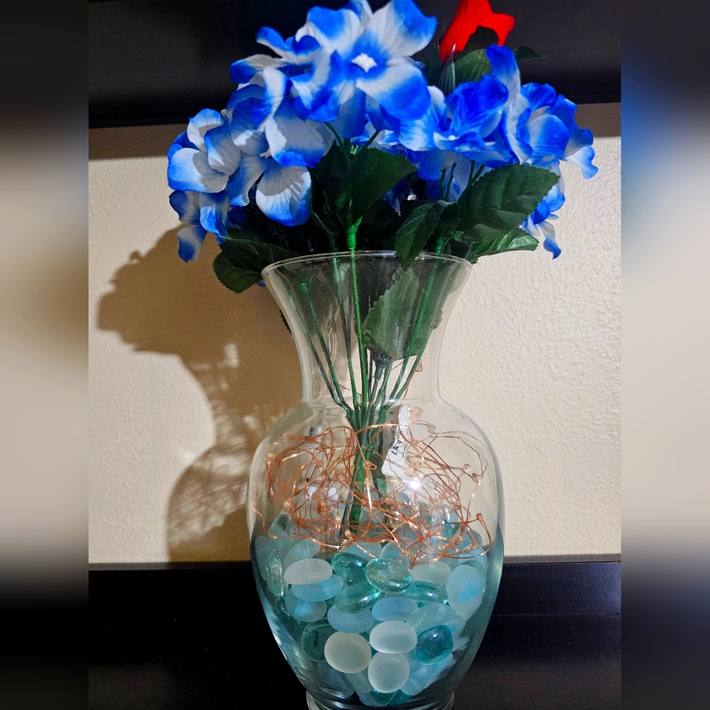 Flower vase